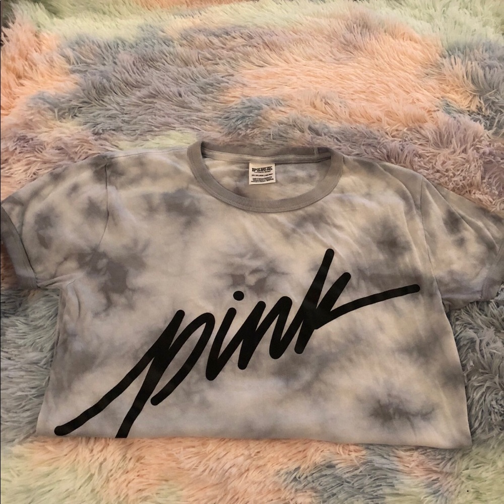 Victoria Secret tee - Picture 3 of 4